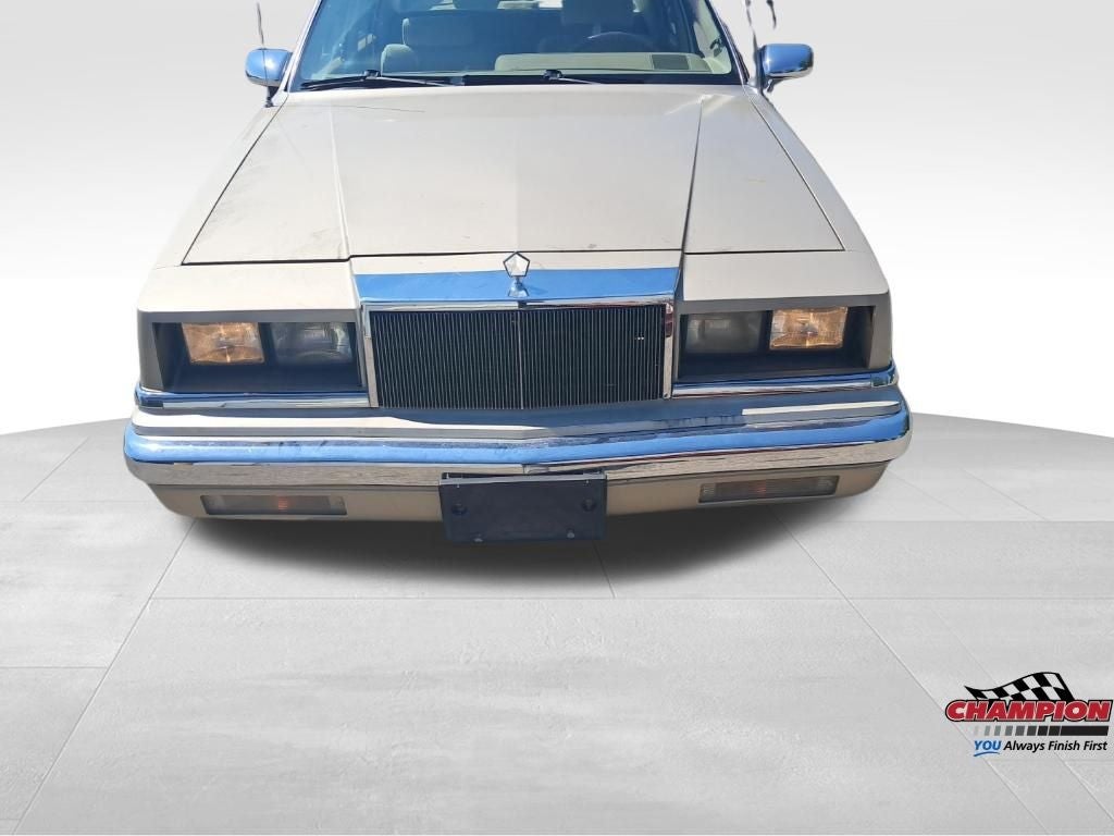 1989 Chrysler New Yorker/Landau Salon
