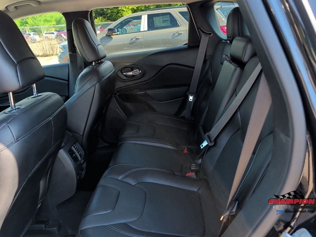 2023 Jeep Cherokee Altitude Lux 4x4
