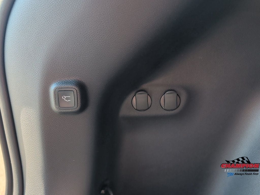 2023 Jeep Cherokee Altitude Lux 4x4
