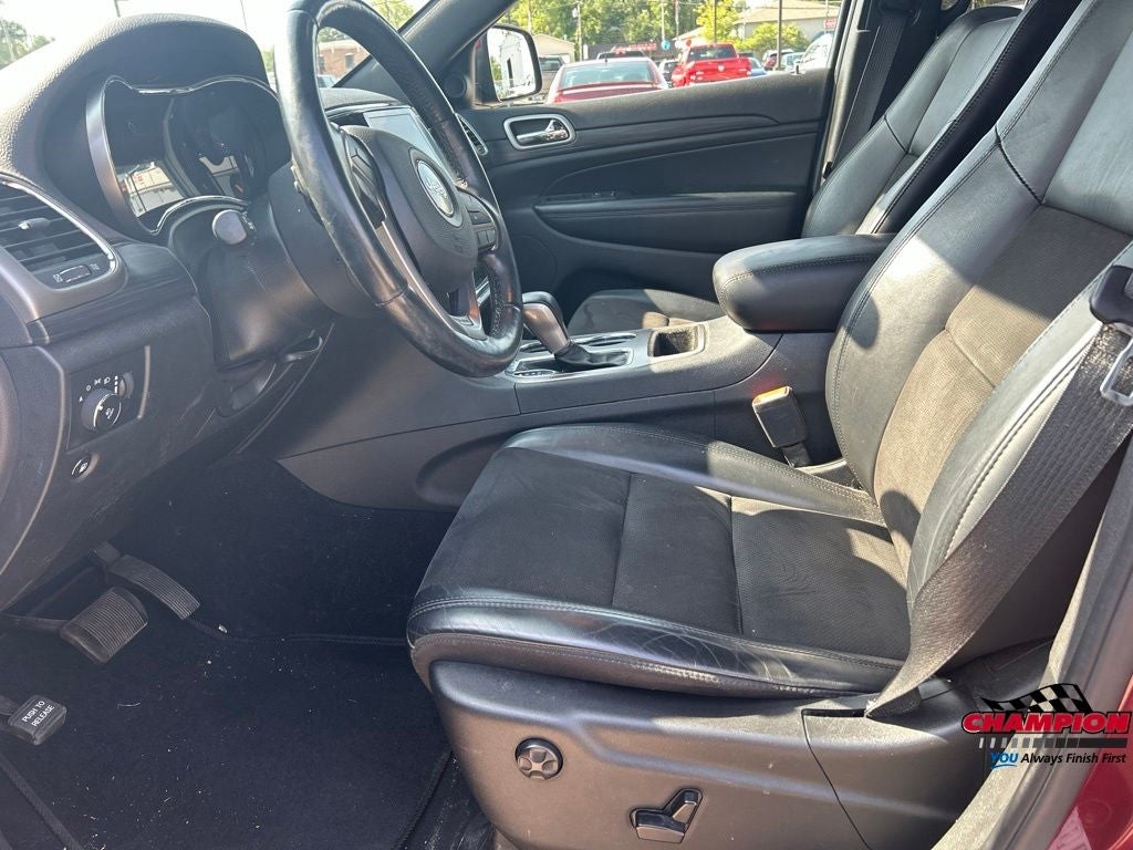 2021 Jeep Grand Cherokee Laredo X 4x4