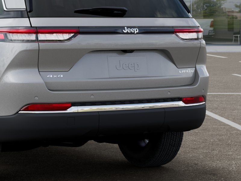 2026 Jeep Grand Cherokee GRAND CHEROKEE LAREDO X 4X4