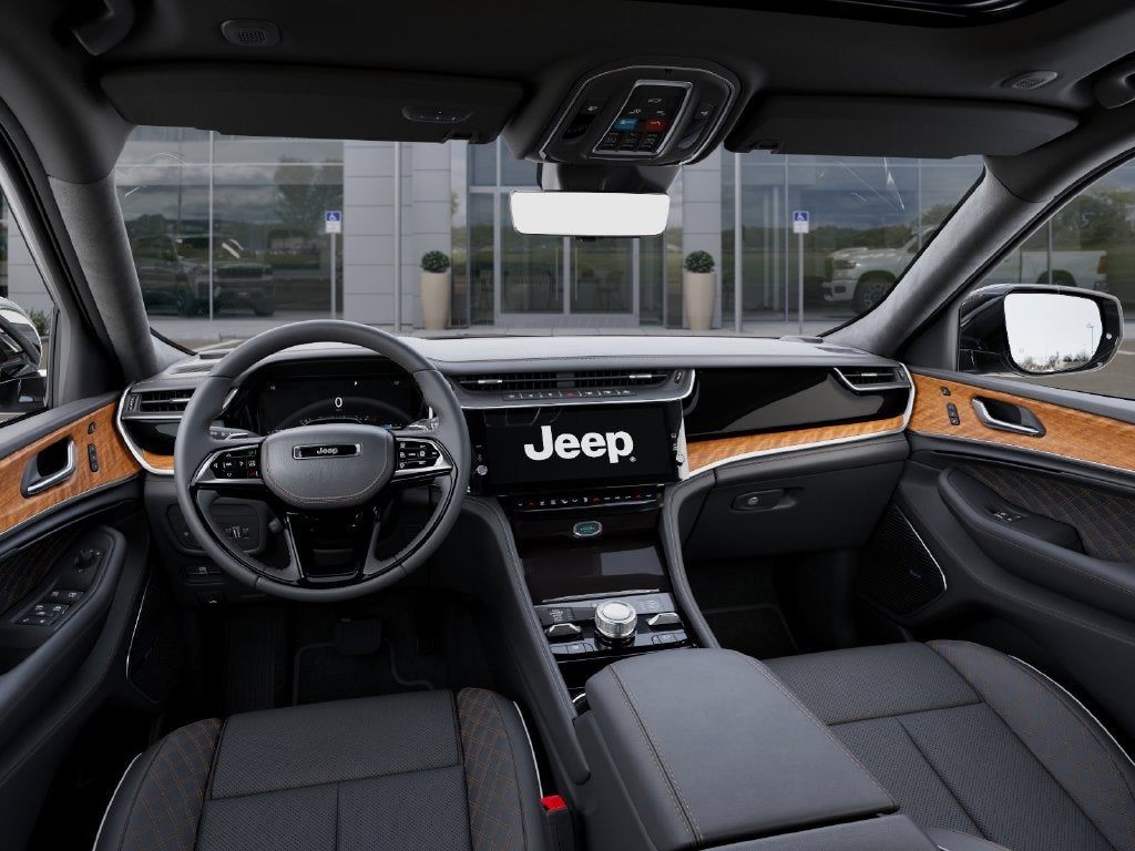 2027 Jeep Grand Cherokee GRAND CHEROKEE SUMMIT 4X4