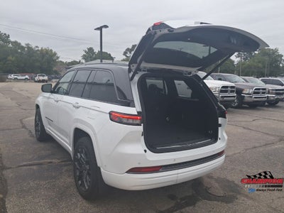 2026 Jeep Grand Cherokee Summit