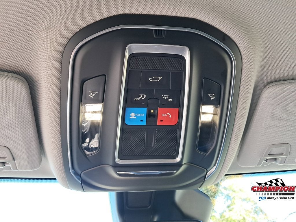 2023 Jeep Grand Cherokee L Limited 4x4