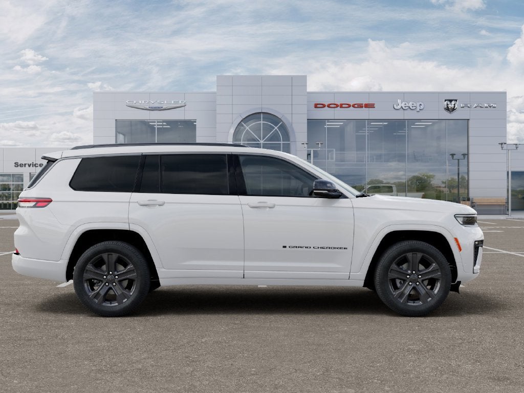 2027 Jeep Grand Cherokee GRAND CHEROKEE L LIMITED RESERVE 4X4