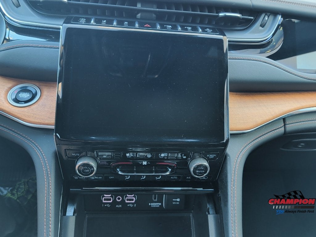 2023 Jeep Grand Cherokee L Summit Reserve 4x4