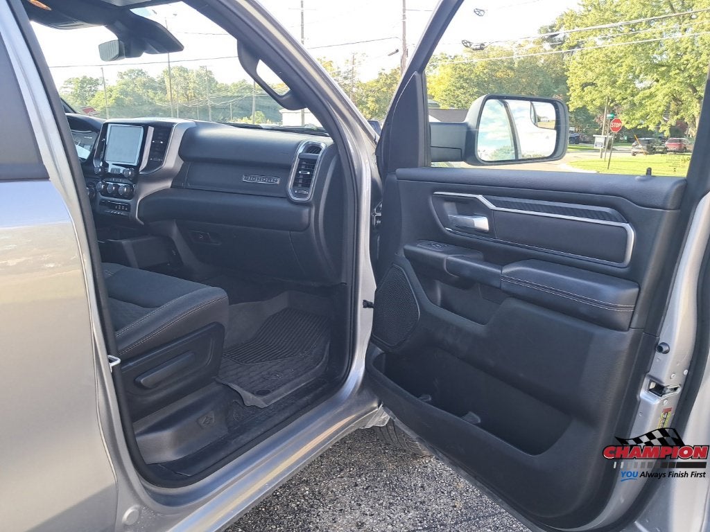 2025 RAM 1500 Big Horn Crew Cab 4x4 5'7' Box