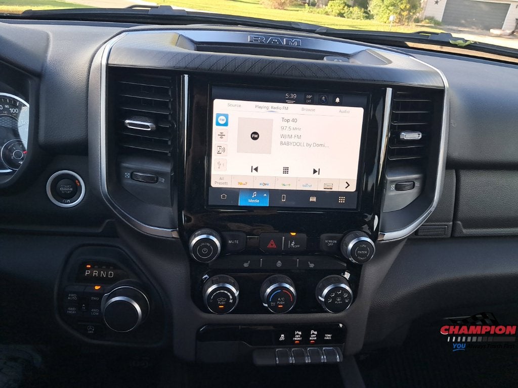 2025 RAM 1500 Big Horn Crew Cab 4x4 5'7' Box