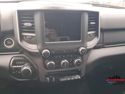 2020 RAM 1500 Big Horn Crew Cab 4x4 5'7' Box