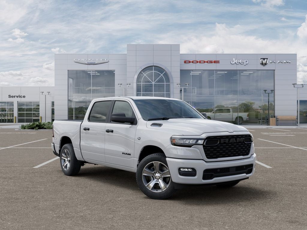 2026 RAM 1500 RAM 1500 EXPRESS CREW CAB 4X4 5'7' BOX