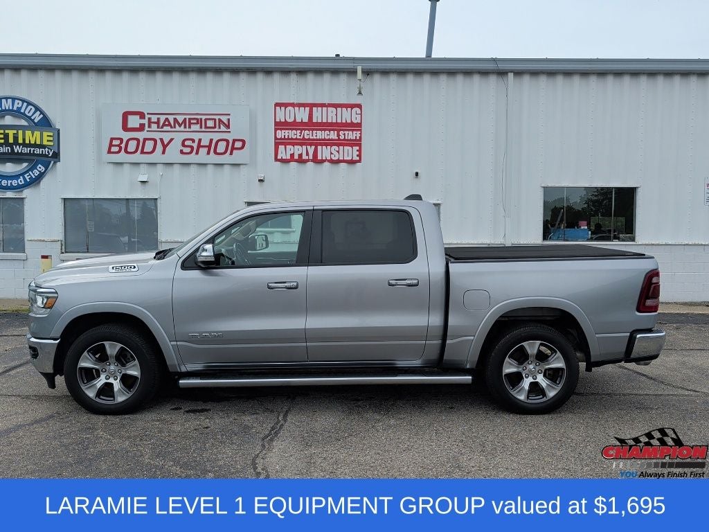 2019 RAM 1500 Laramie Crew Cab 4x4 5'7' Box