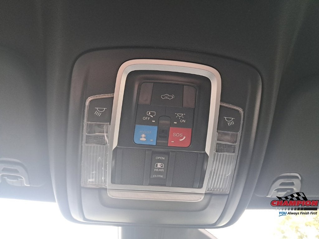 2026 RAM 1500 RHO Crew Cab 4x4 5'7' Box