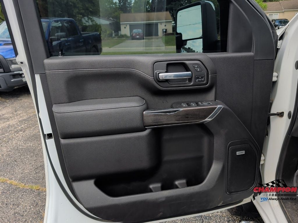 2022 Chevrolet Silverado 2500HD 4WD Crew Cab Standard Bed LTZ