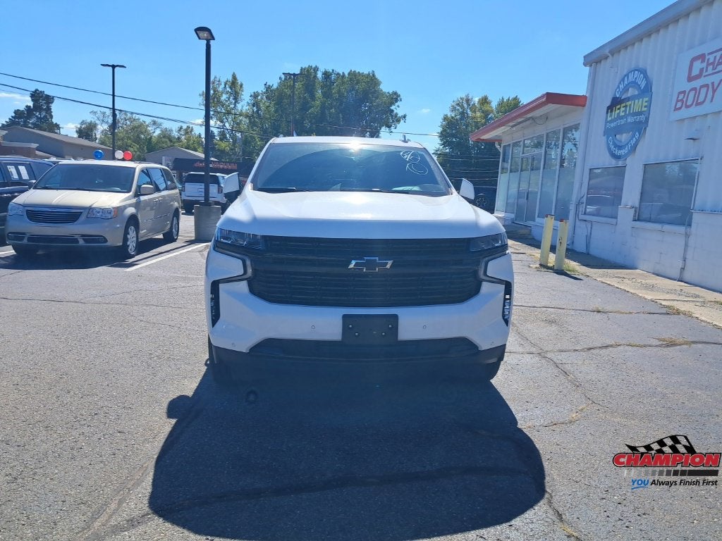 2023 Chevrolet Suburban RST