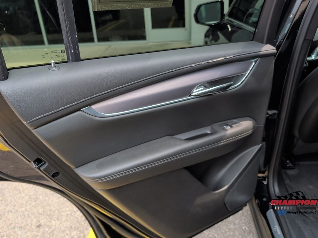 2023 Cadillac XT6 AWD Luxury