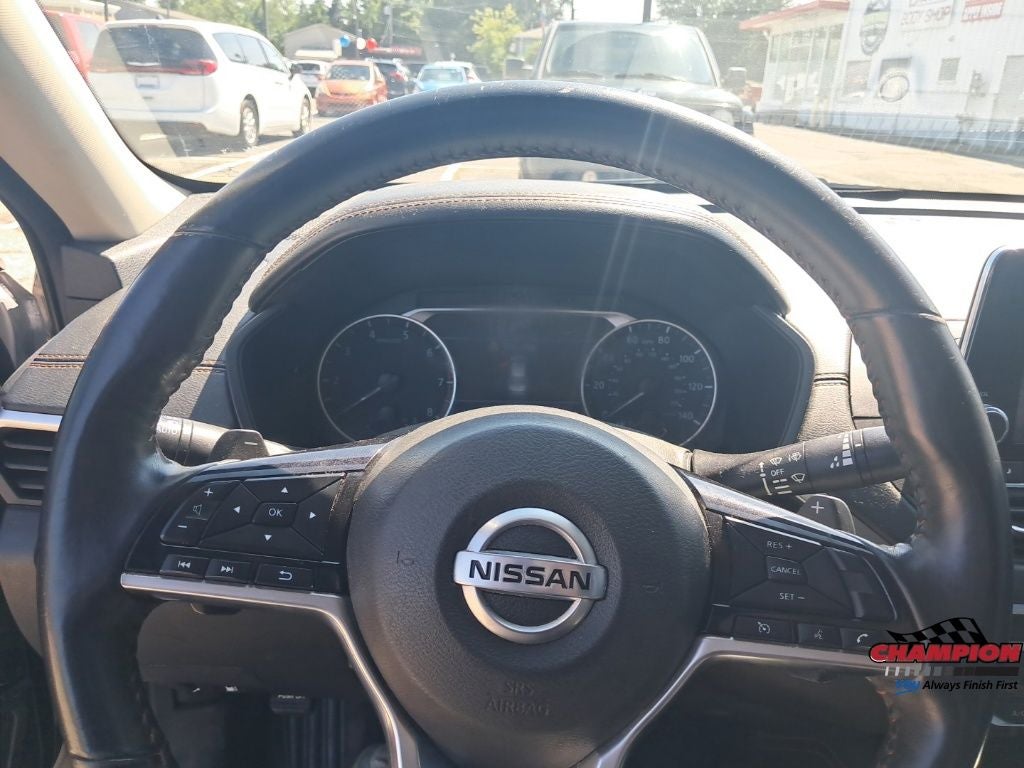 2020 Nissan Altima SR FWD