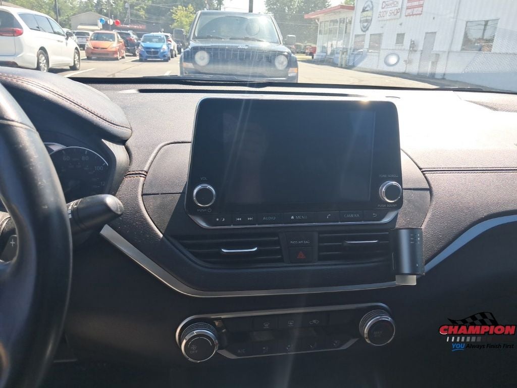 2020 Nissan Altima SR FWD