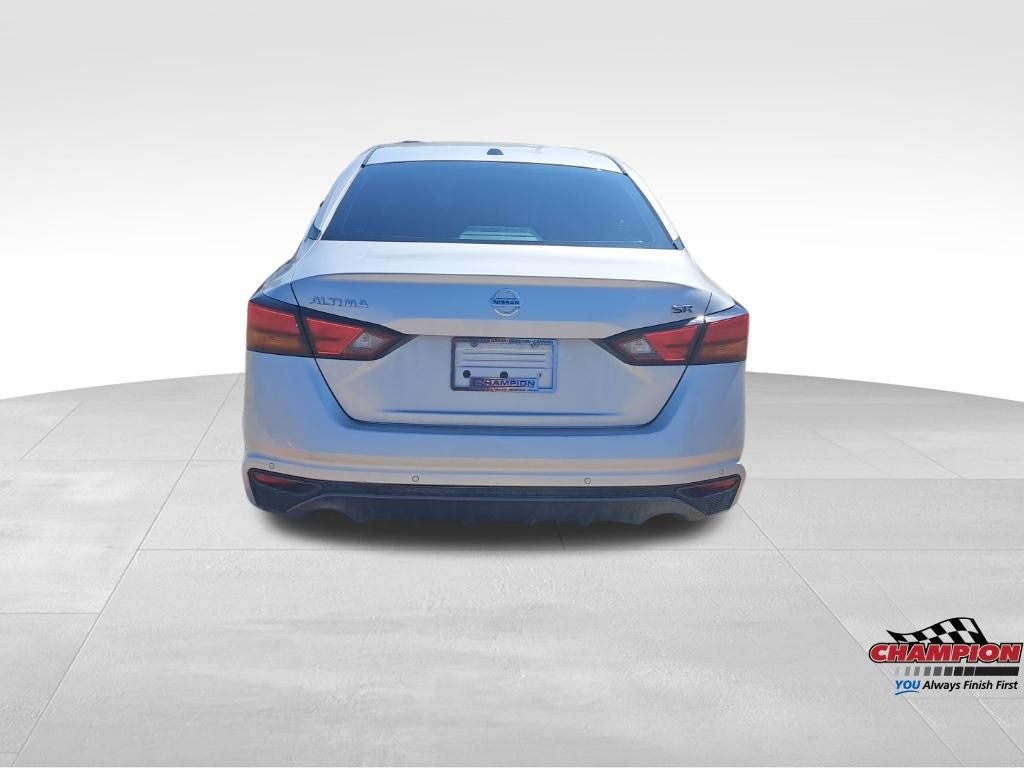 2020 Nissan Altima SR FWD
