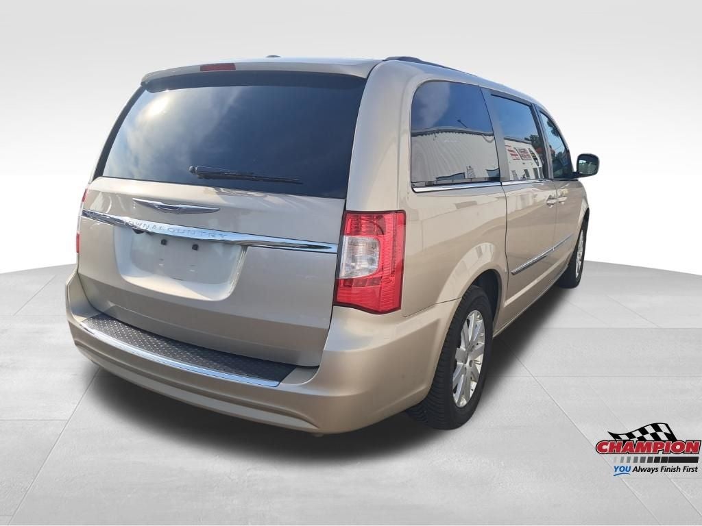 2013 Chrysler Town & Country Touring
