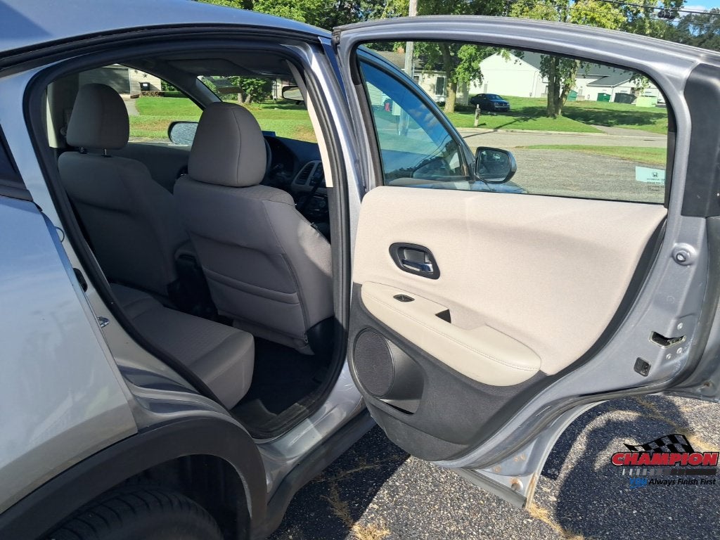 2017 Honda HR-V LX