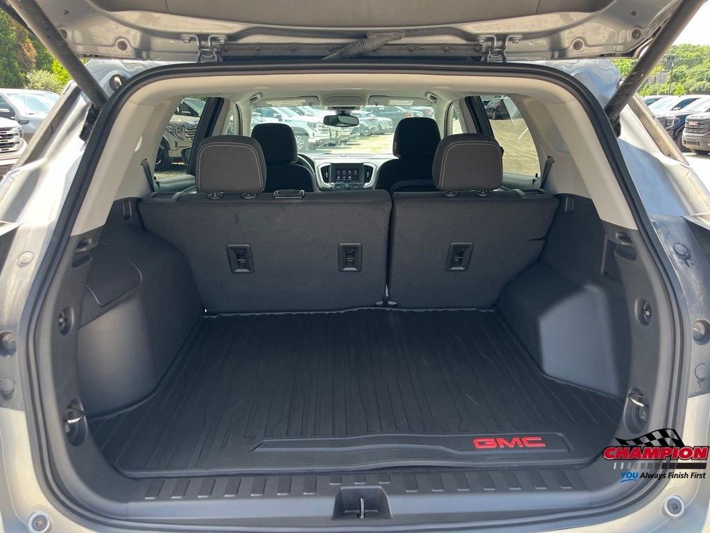2024 GMC Terrain AWD SLE