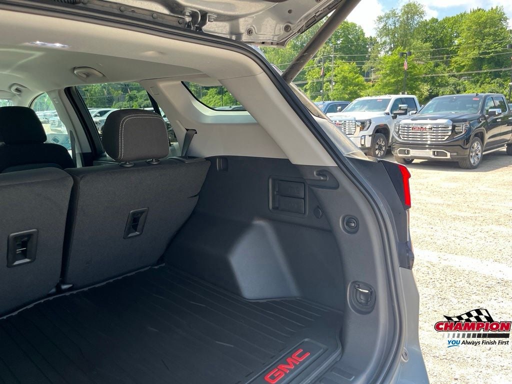2024 GMC Terrain AWD SLE