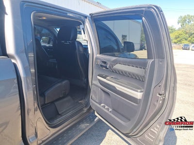 2015 Toyota Tundra Base