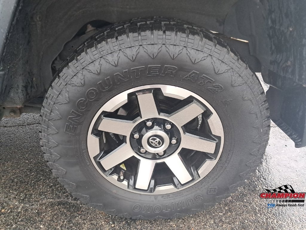 2012 Toyota FJ Cruiser Base