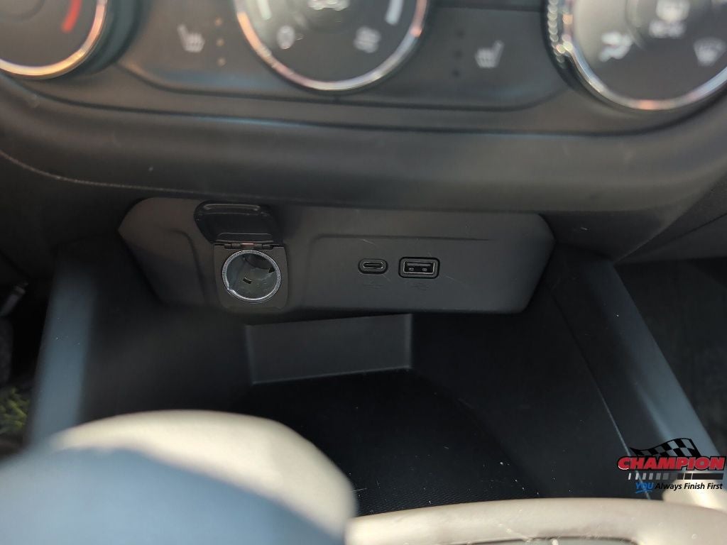 2024 Chevrolet Trax FWD SP