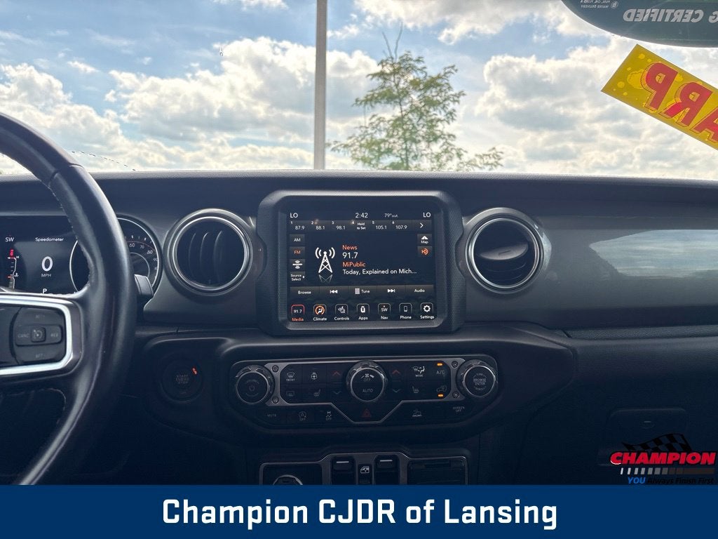 2023 Jeep Wrangler 4-Door Sahara