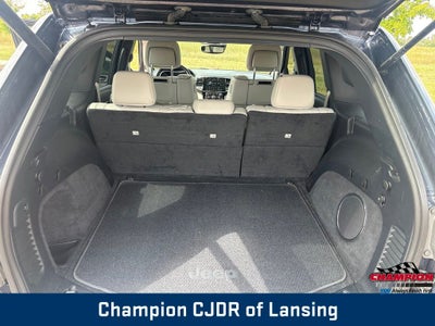 2020 Jeep Grand Cherokee Summit