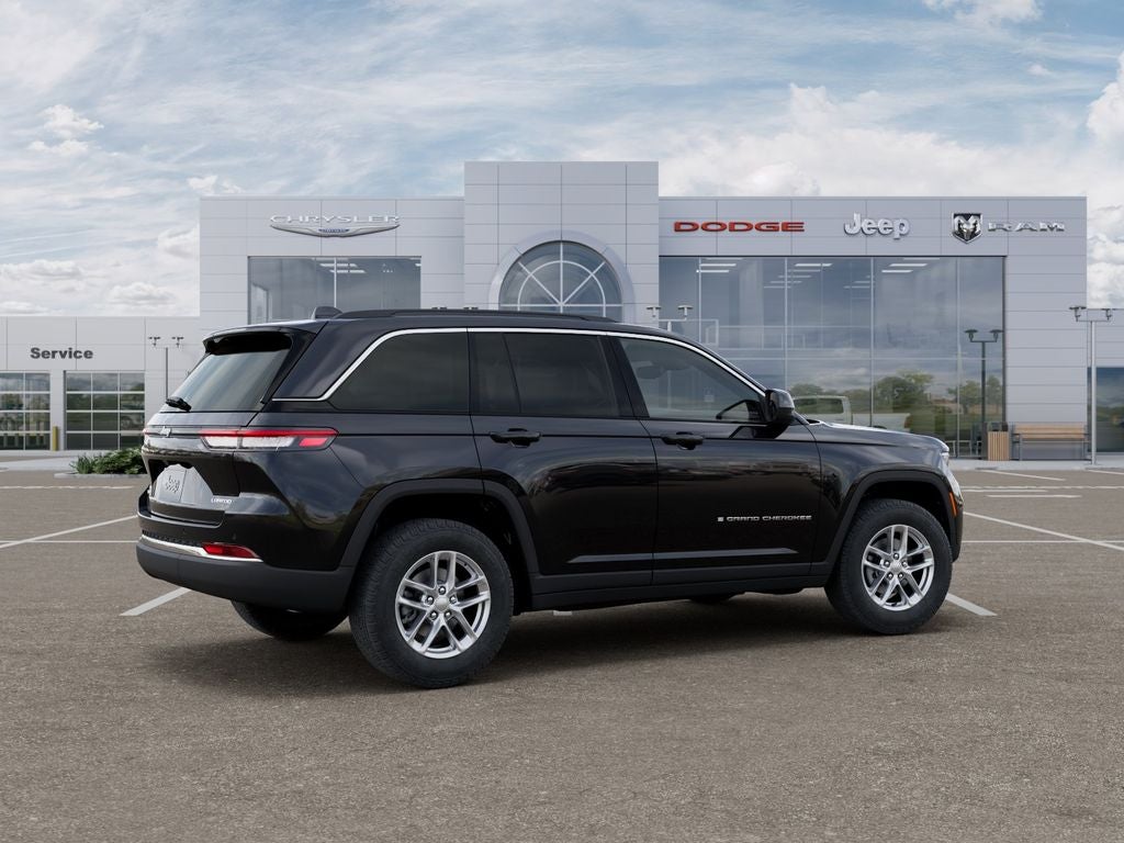 2026 Jeep Grand Cherokee GRAND CHEROKEE LAREDO 4X4
