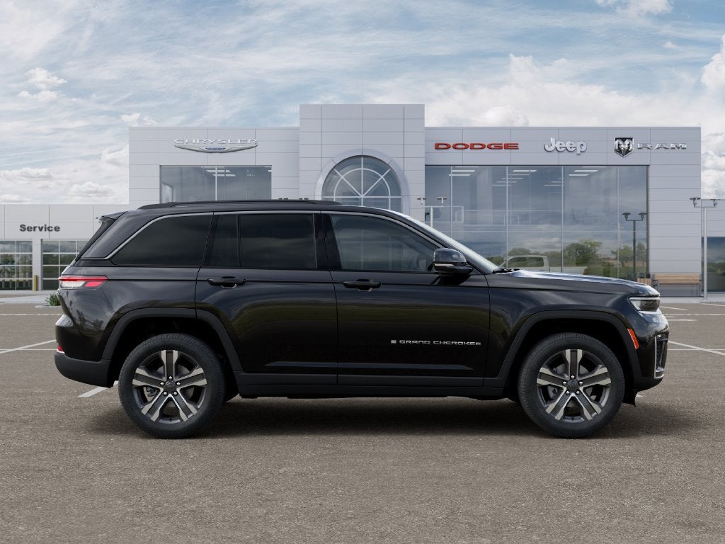 2027 Jeep Grand Cherokee GRAND CHEROKEE LIMITED 4X4