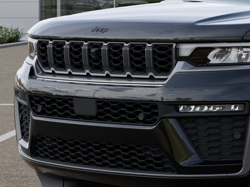 2027 Jeep Grand Cherokee GRAND CHEROKEE LIMITED RESERVE 4X4