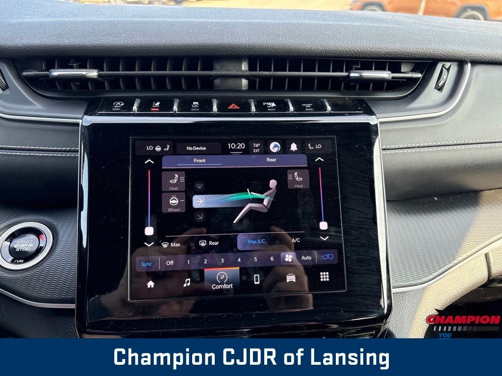 2024 Jeep Grand Cherokee L Laredo 4x4