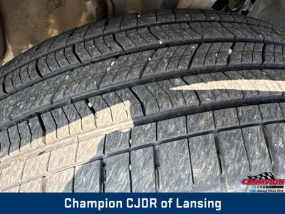 2024 Jeep Grand Cherokee L Laredo 4x4