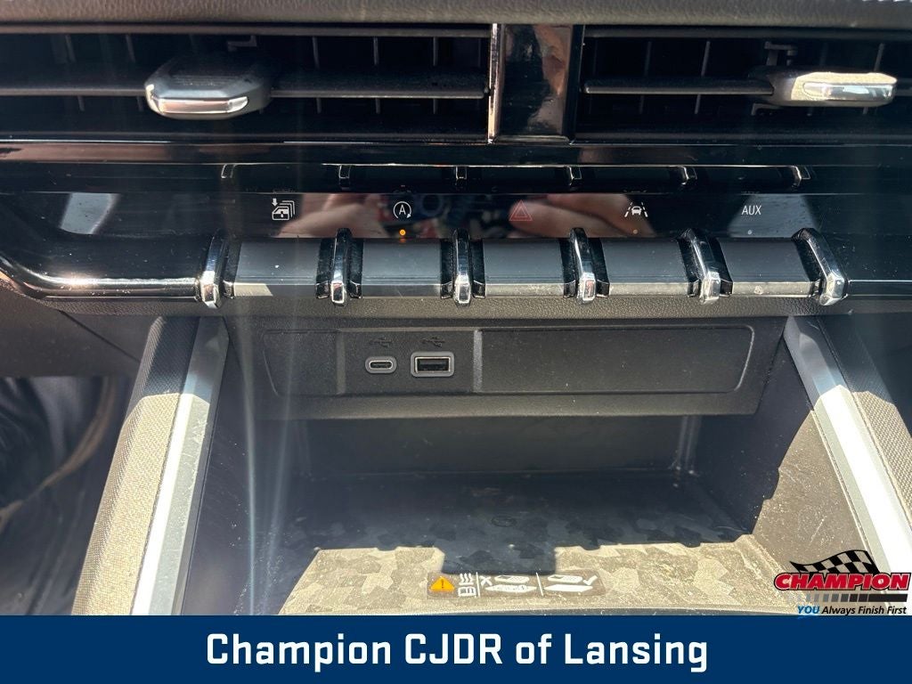 2023 Chevrolet Colorado 4WD Crew Cab Short Box LT