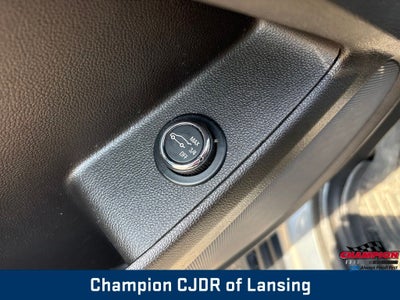 2018 Chevrolet Traverse LT Cloth w/1LT
