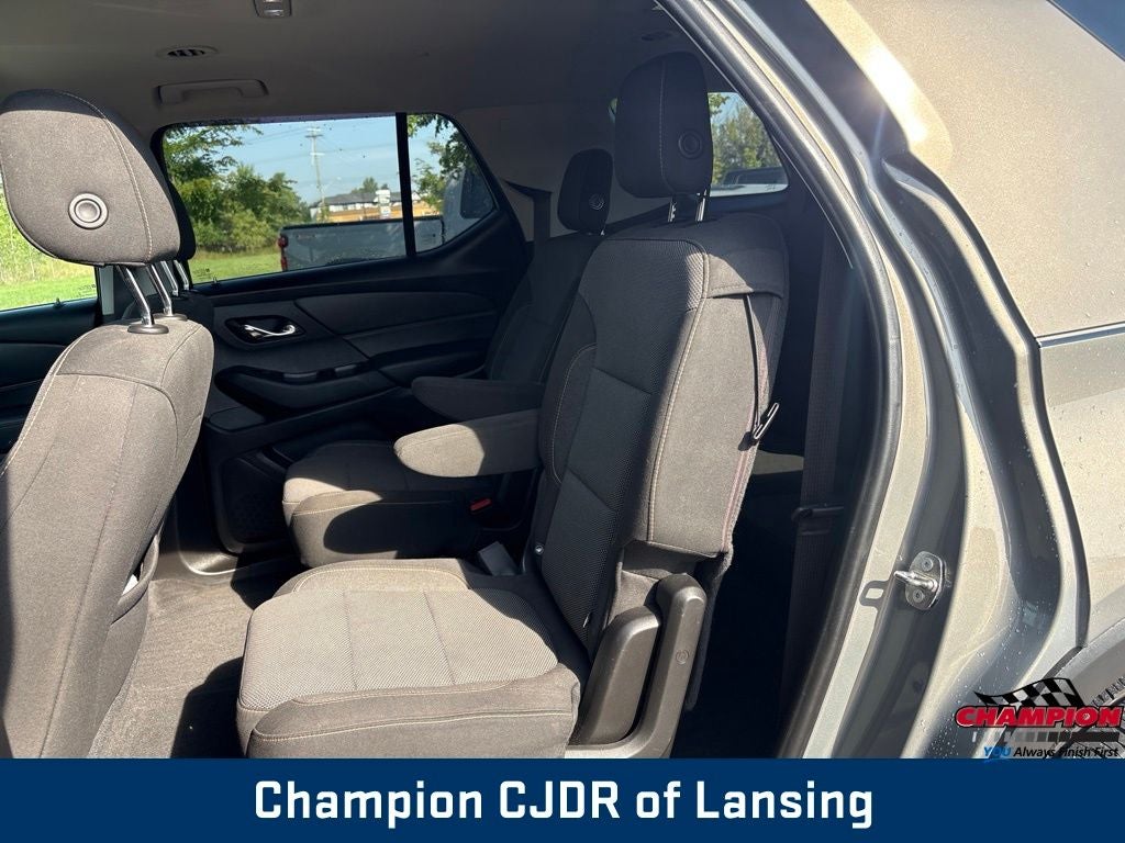 2018 Chevrolet Traverse LT Cloth w/1LT
