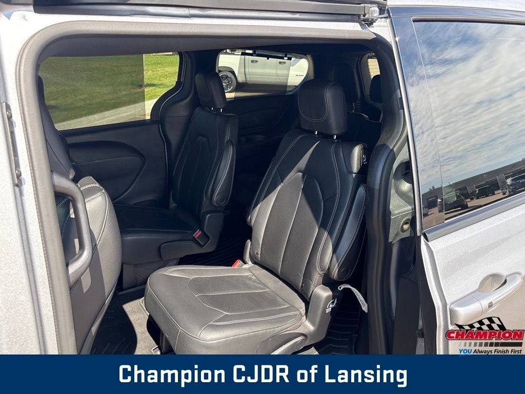 2020 Chrysler Pacifica Touring L