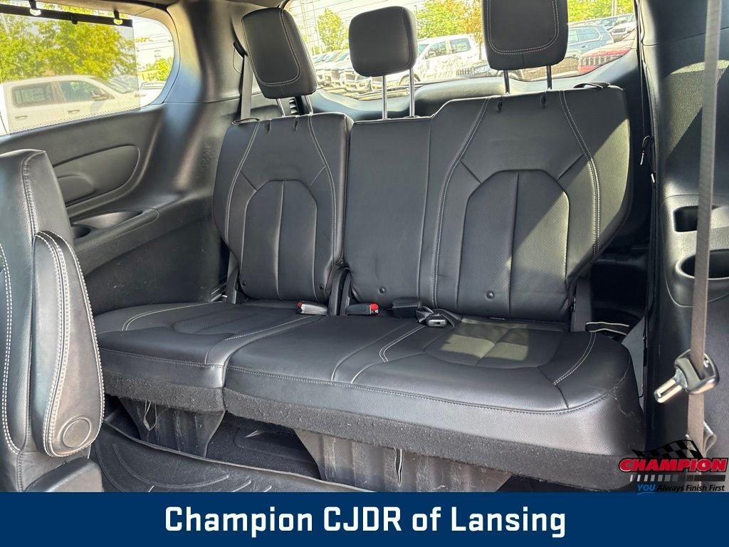 2020 Chrysler Pacifica Touring L