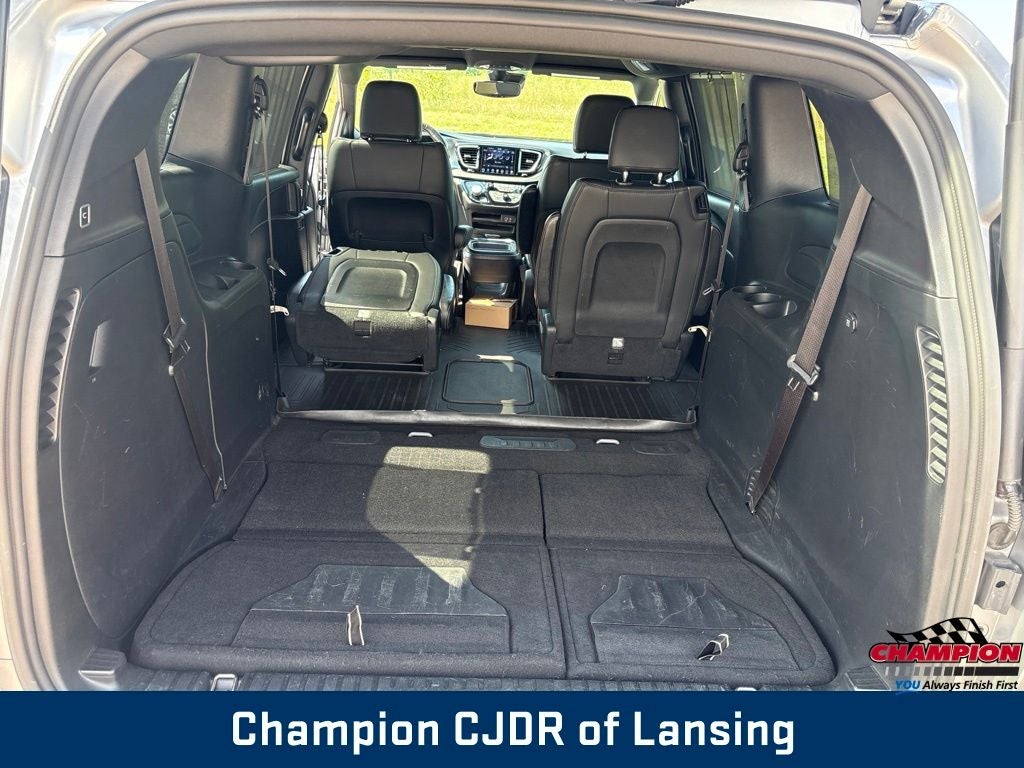 2020 Chrysler Pacifica Touring L