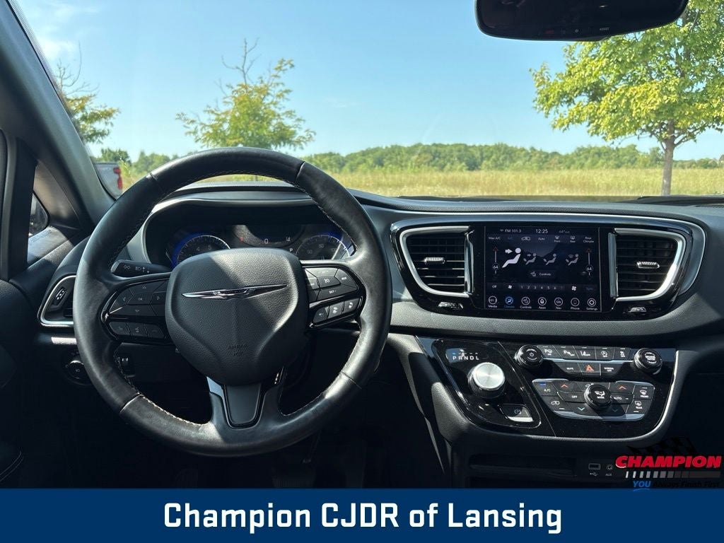 2020 Chrysler Pacifica Touring L