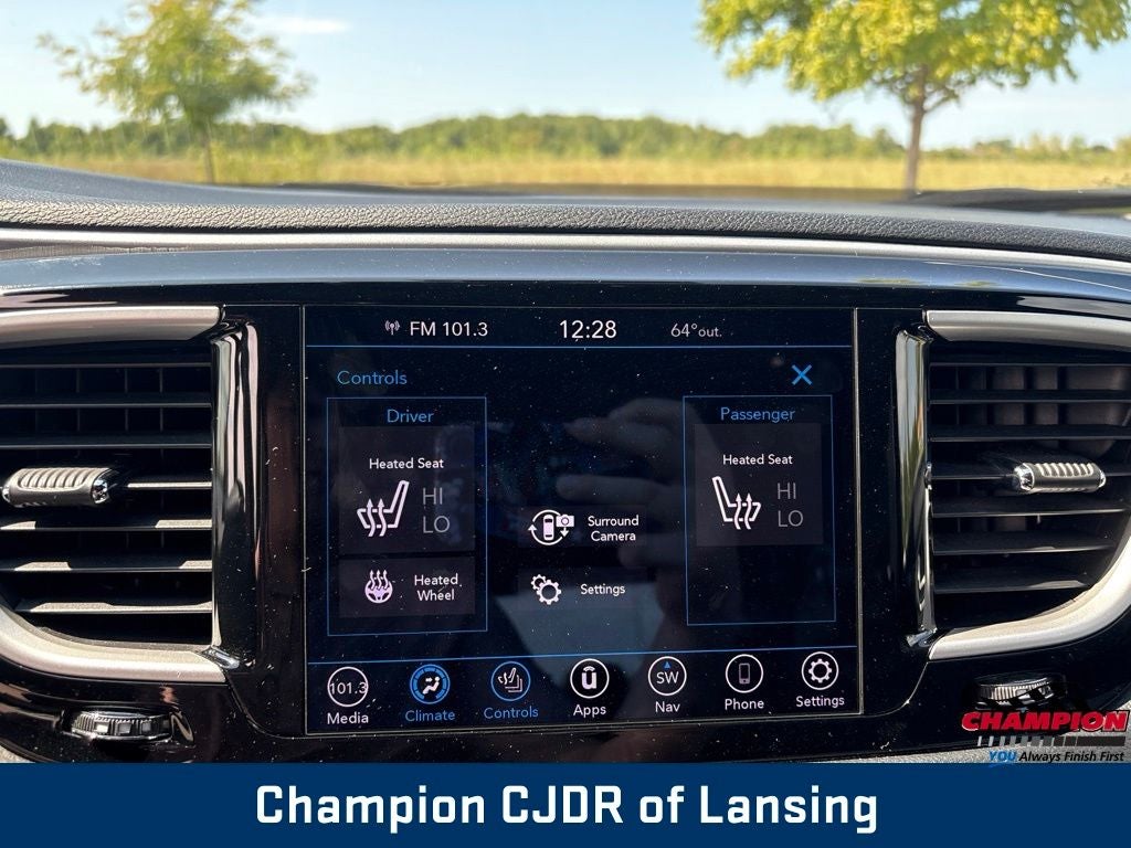 2020 Chrysler Pacifica Touring L