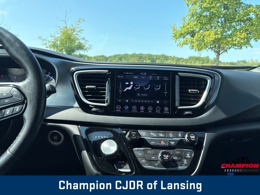 2020 Chrysler Pacifica Touring L
