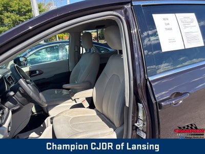 2017 Chrysler Pacifica Touring