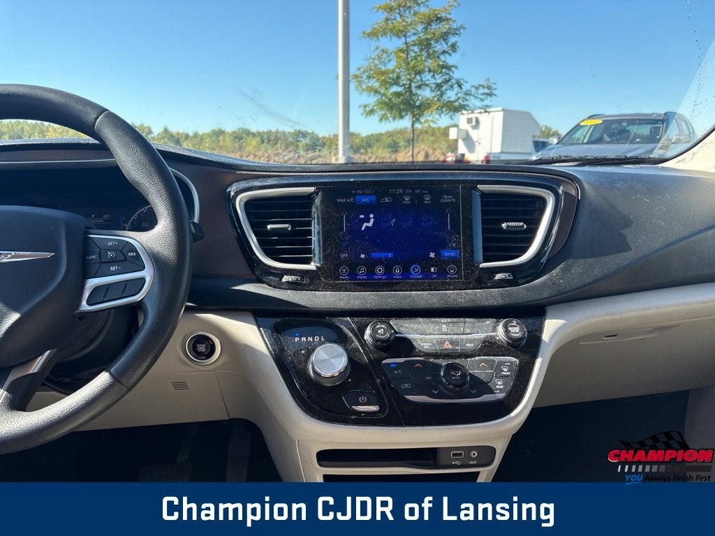 2017 Chrysler Pacifica Touring