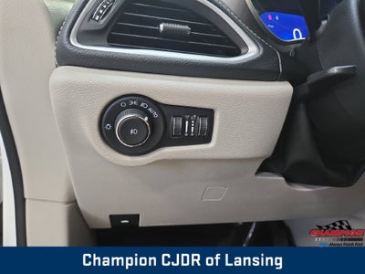 2023 Chrysler Pacifica Hybrid Touring L
