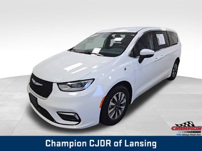 2023 Chrysler Pacifica Hybrid Touring L