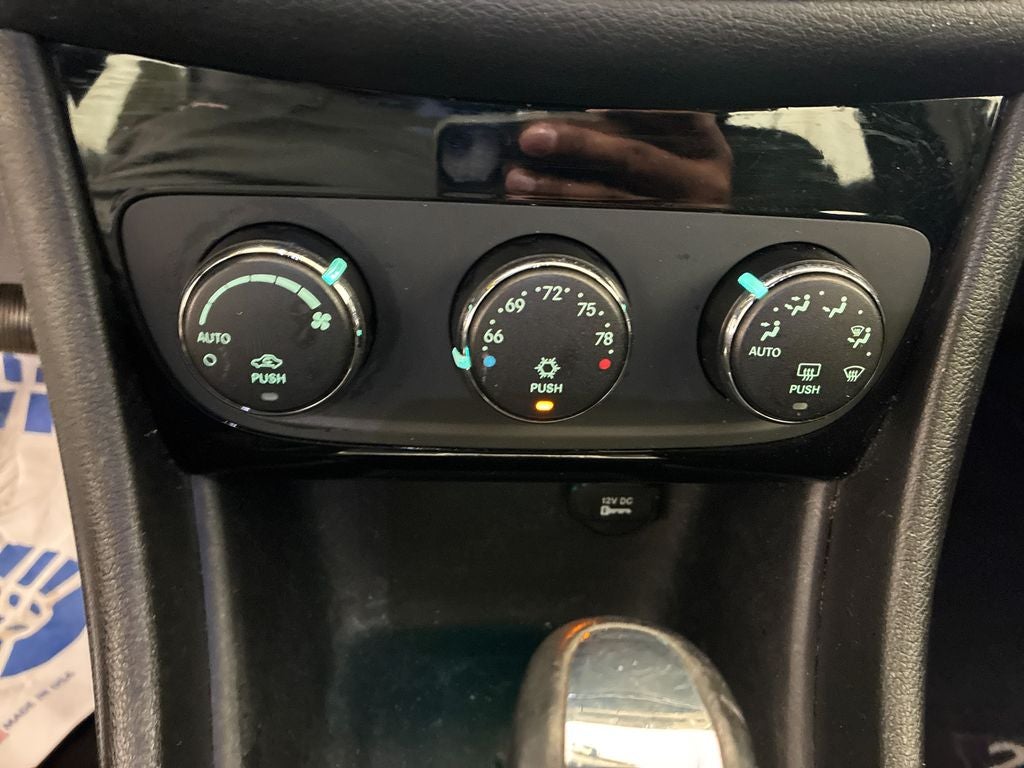 2012 Chrysler 200 Touring